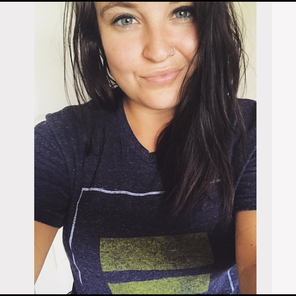 Meet your Posher, Lexi